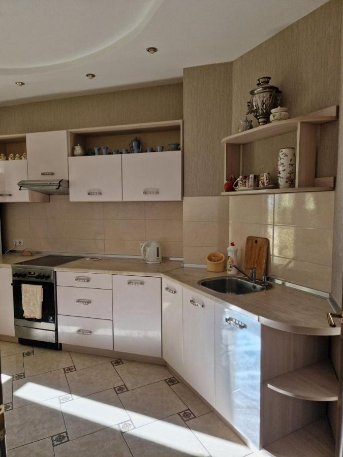 Видовые Апартаменты Kiev Exterior foto