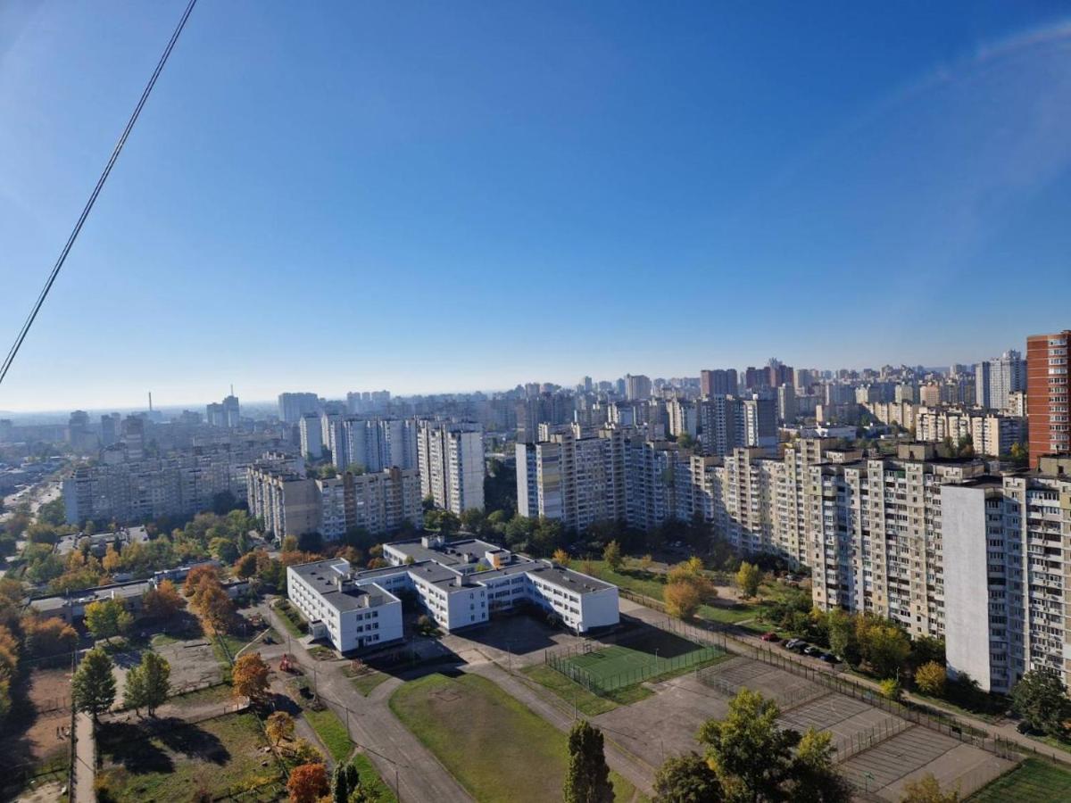 Видовые Апартаменты Kiev Exterior foto